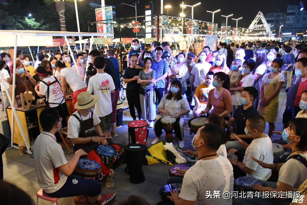 淇濆畾涓囧崥鑺辫溅,涓囧崥骞垮満鑺辫溅