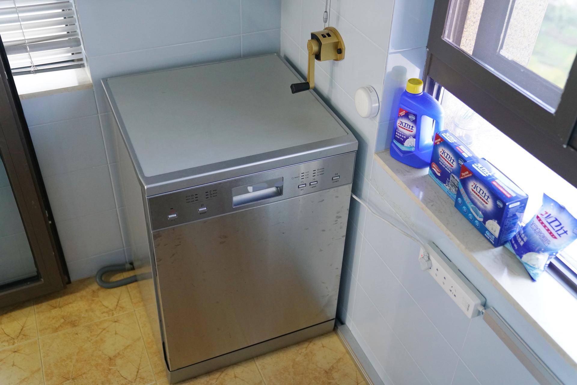 海尔洗碗机cn13,海尔553多少钱买合适