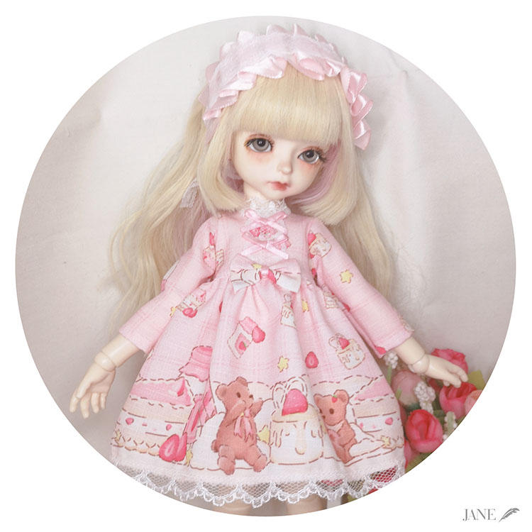 和女儿一起穿童装,和女儿一起穿亲子装送她上学