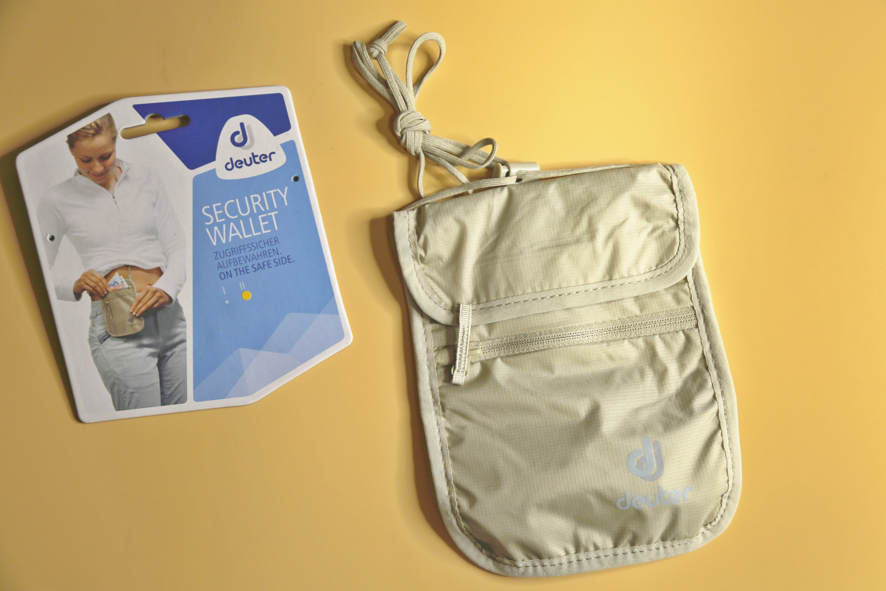 德国多特deuter旅行护照包，安全便携，出境游的随身保险箱