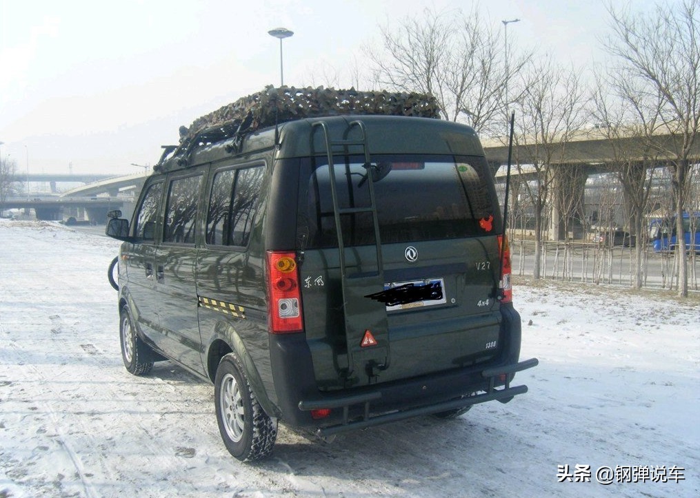 07铃木浪迪两驱二手多少钱,2014的铃木浪迪四驱二手7座