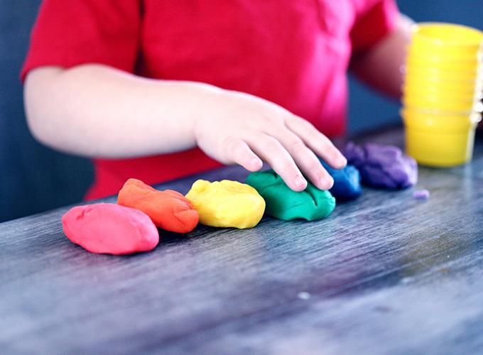 儿童出现手部控制困难,家长该怎么办?