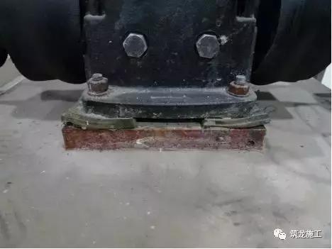 卫生间给排水管道支架安装规范,给排水管道安装质量通病