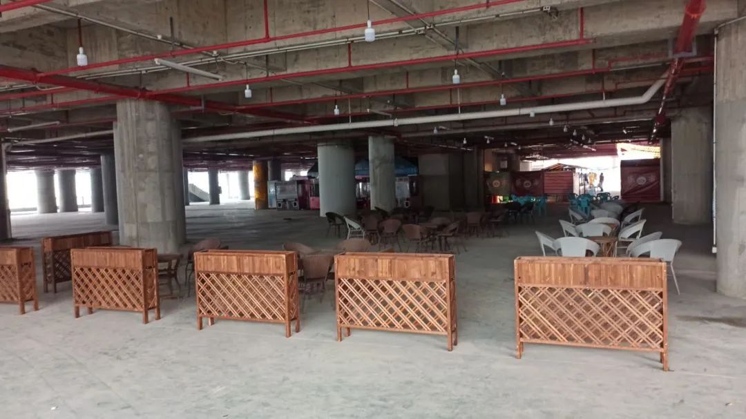 号外!重庆网红磁器口旁惊现无人区,网红打卡地缘何沦为空城?