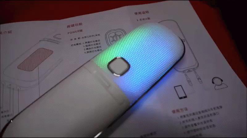 在车上唱K？别以为是开玩笑，这款LED声动麦克风能帮你实现