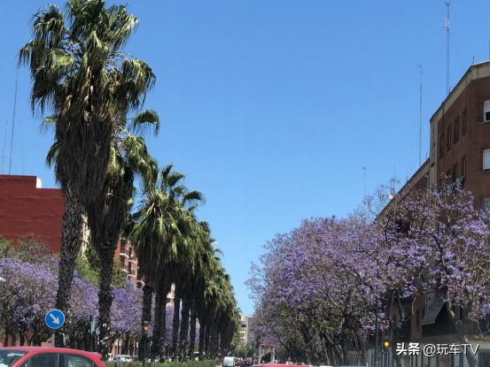 开手波等30个红灯，飞十几小时到万达看场欧冠，哪样更酸爽？