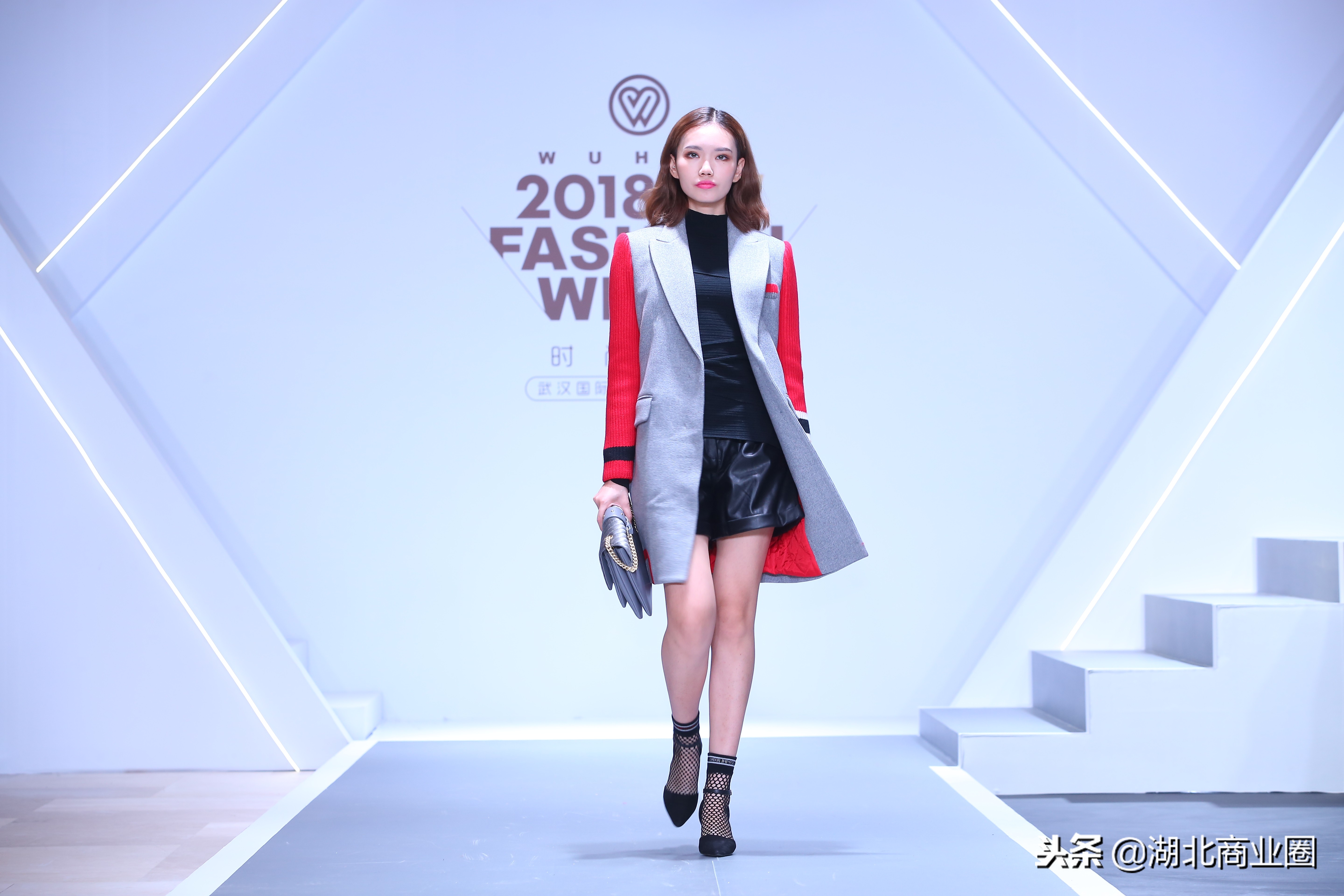 2015武汉国际时装周完美收官,武汉时装周闭幕传统服饰