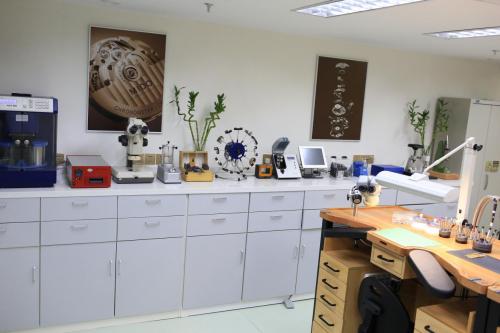 灏氭椂鎵嬭〃缁翠慨涓績,绂忓窞灏氭椂鎵嬭〃缁翠慨涓績