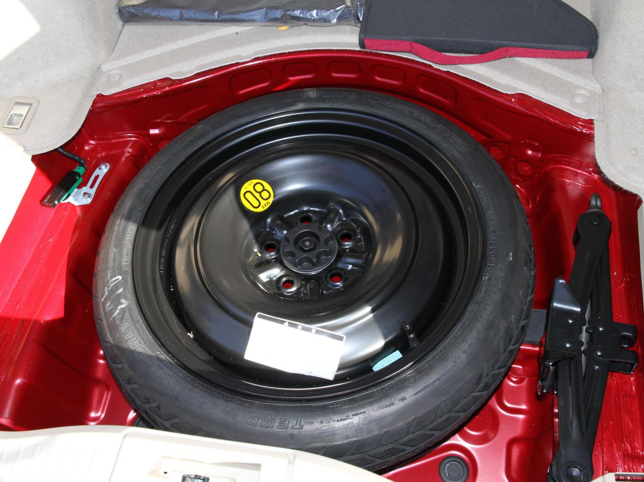 4S店的人绝对不会说!非全尺寸备胎到底怎么回事,今天全告诉你