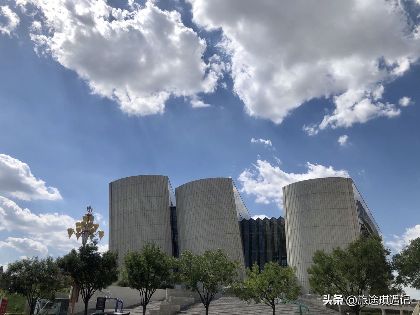 荒漠中的新城如何蜕变成全域4A景区?一起来康巴什找找答案