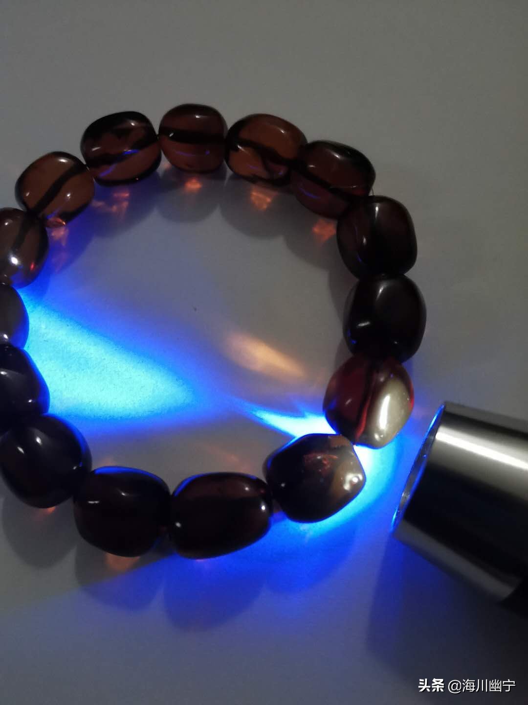 辨别蜜蜡血珀的真假最简单的方法,蜜蜡血珀真假怎么辨别