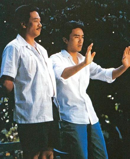 达叔挺住吴孟达完整版,吴孟达救阿星完整版