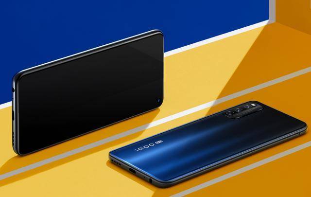 2020年推荐几款大电量吃鸡手机,2500以内玩吃鸡最值得入手的手机