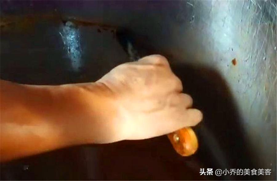 卤水发黑的原因和解决方法,猪脚饭卤水发黑的原因和解决方法