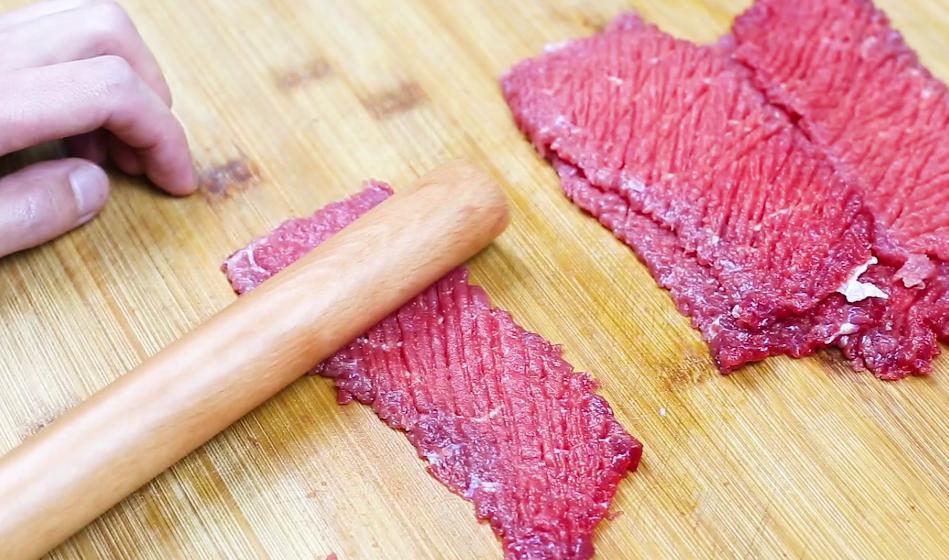 新鲜的牛肉做牛排很柴,如何用牛排做番茄牛肉