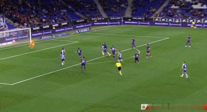 武磊世预赛角球破门央视解说,盘点武磊12球