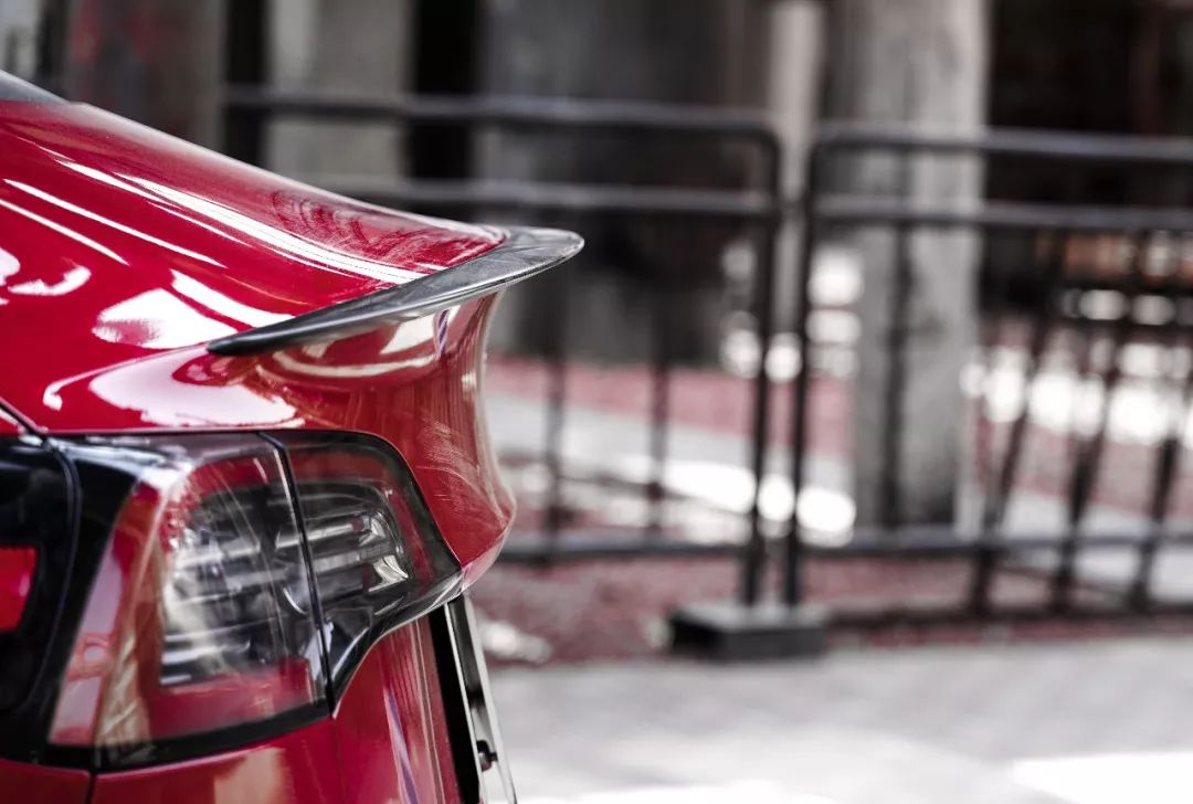 特斯拉最先进的车型是哪款,特斯拉models2021款plaid版