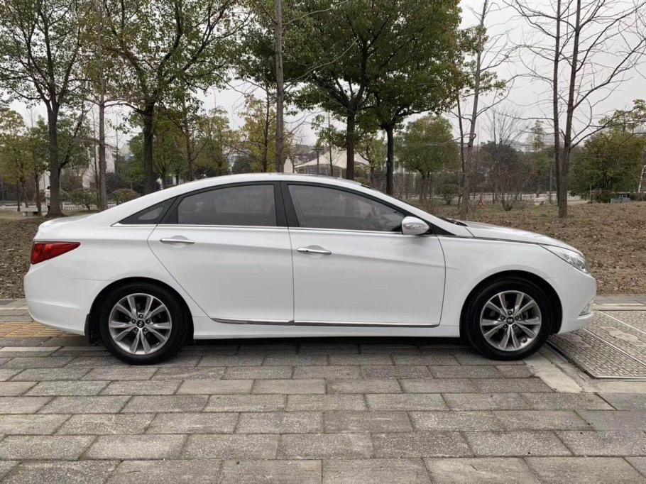 二手现代索纳塔哪款最值得买,索纳塔8二手2013款自动豪华