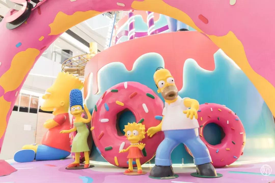 “辛普森一家”入侵城西！0元吃到饱、5折买潮品、折扣享不停~