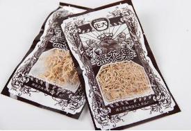 只卖一毛钱的零食，我赌50包香酥米，全吃过的估计都快奔4了