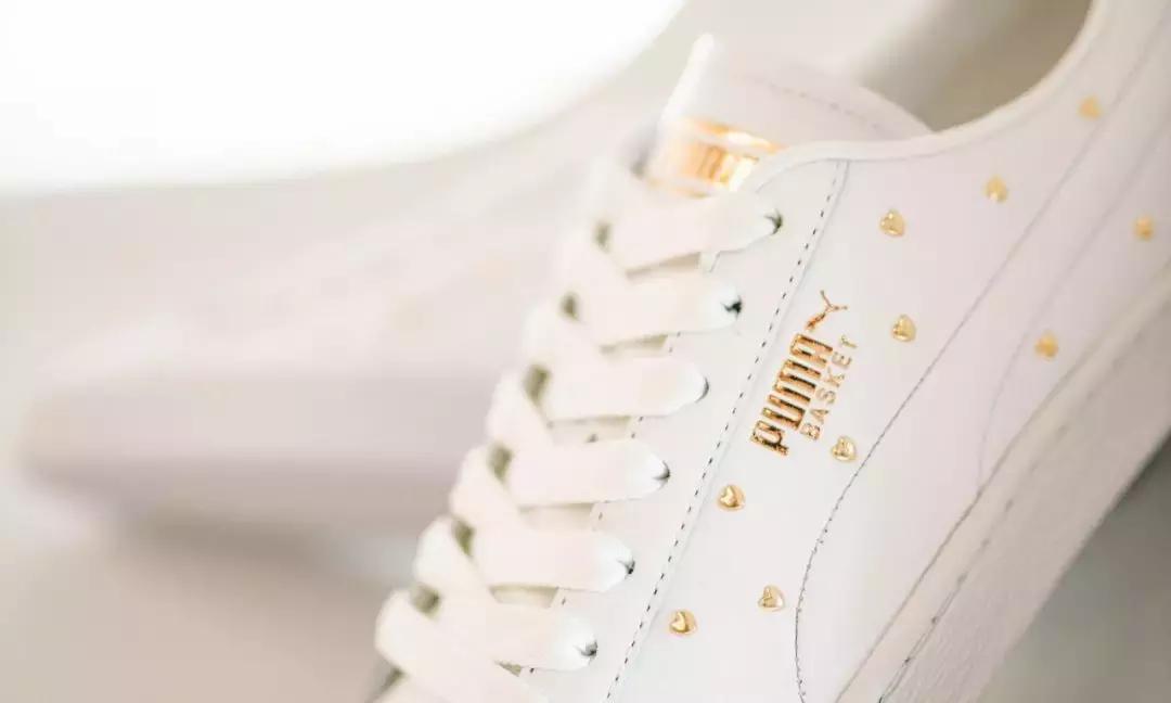 16双明星也在穿的小白鞋，值得一看！