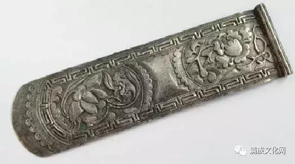 如展画轴—清代满族民间扁方赏析