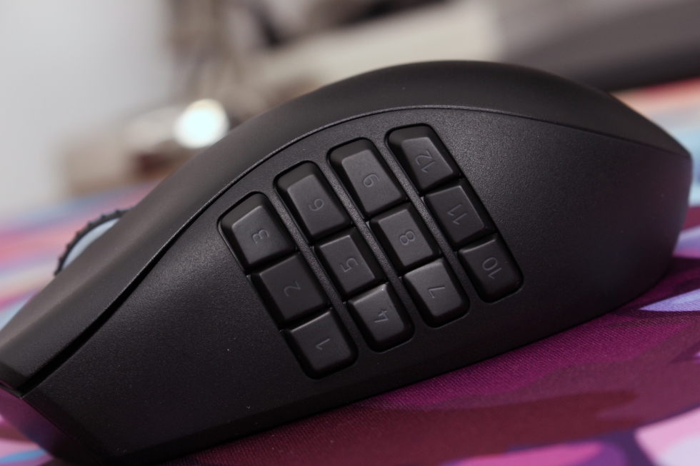 类似那伽梵蛇六芒星的鼠标,雷蛇巴塞利斯蛇鼠标评测