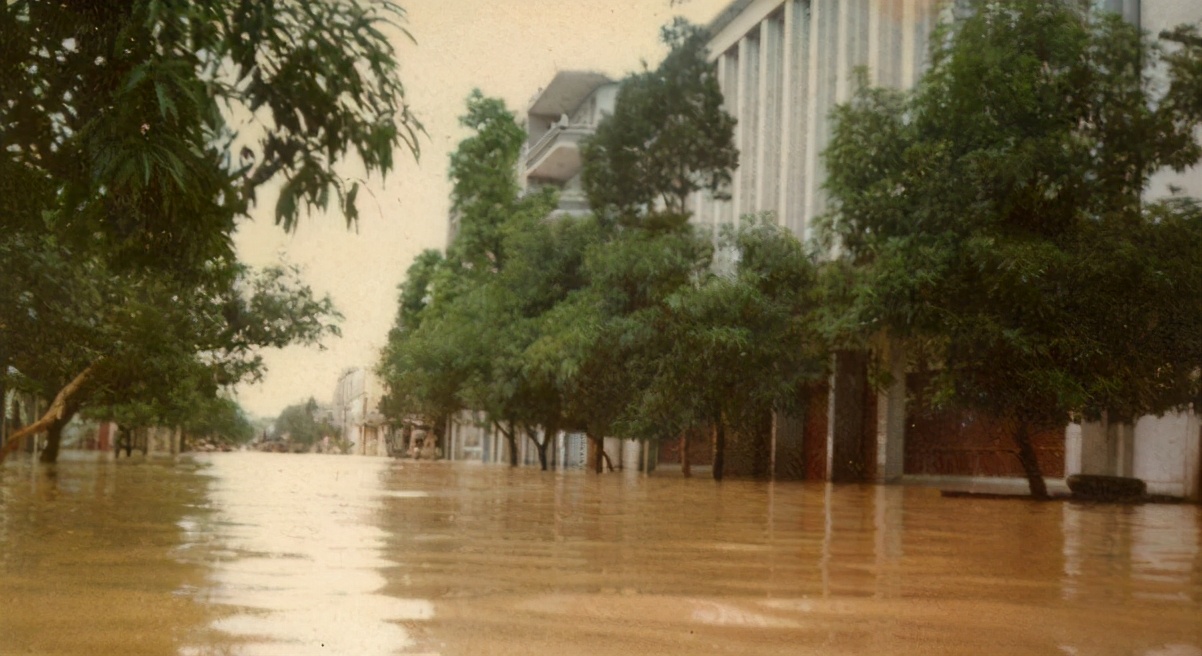 阳春市历史变迁,高州和阳春哪个城市发展好