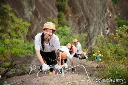 晚上孤独寂寞伤感的朋友圈,孤独寂寞伤感经典句子朋友圈