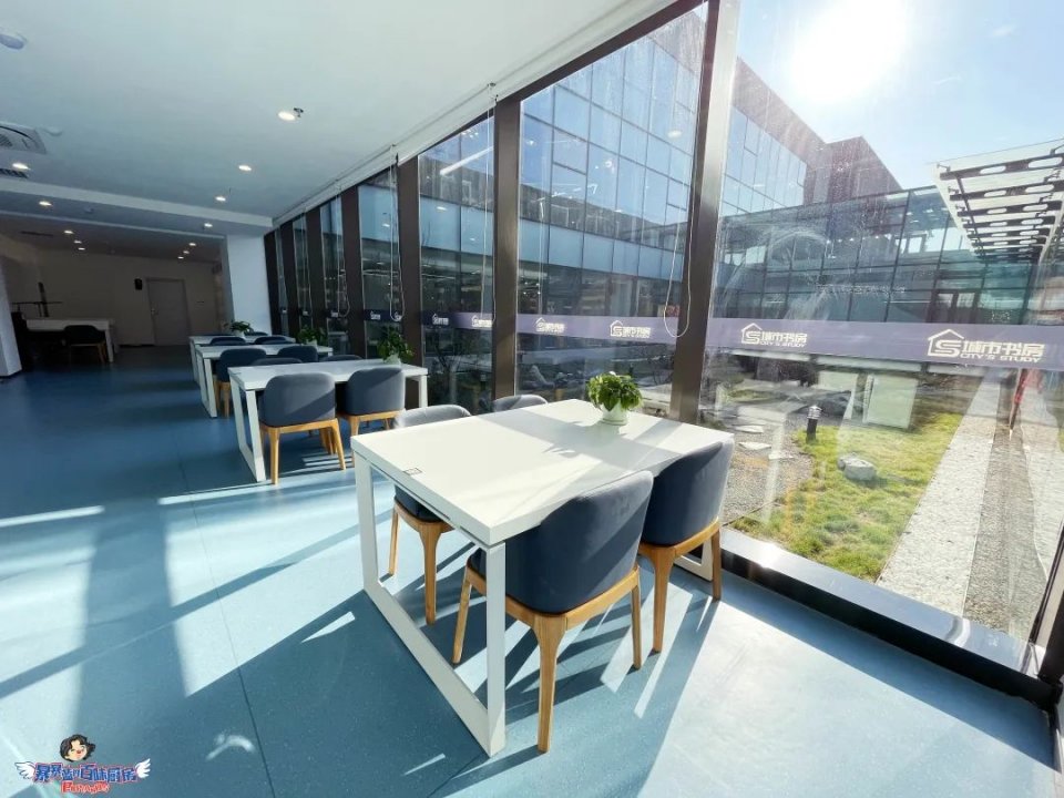 美哭了！沈阳公园里的高颜值城市书房，周末限流入馆！暴风哭泣