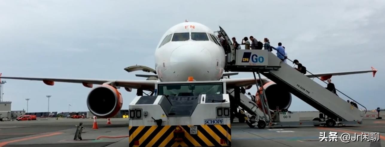 哪些航班可以在飞机上吸烟,飞机上抽烟一定被发现吗