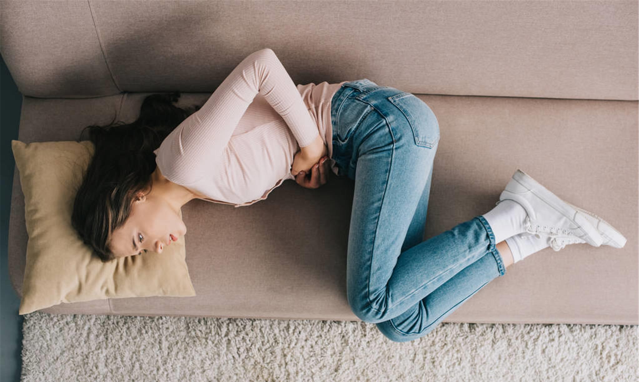 长期的盆腔炎症有什么危害,长期下腹疼痛怎么缓解