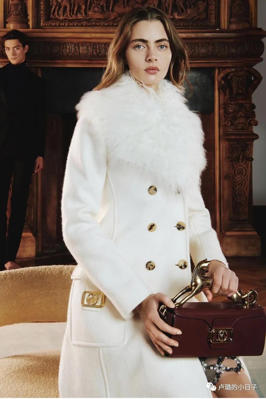 被秦海璐穿过的那些牌子,简直就是中年姐姐穿搭的模版