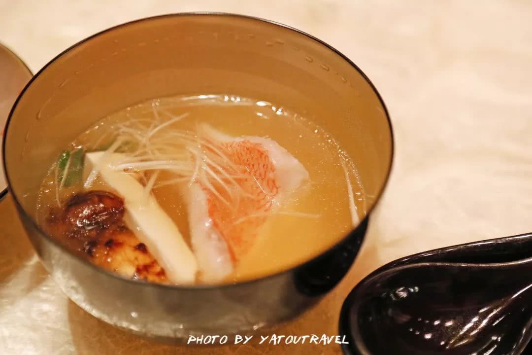 这顿灵魂日料背后的人和故事,连陈晓卿都为之动容