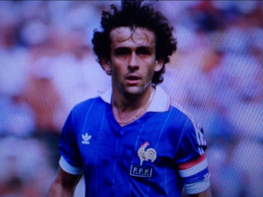 世界足坛近代巨星,世界足坛现役史上十大巨星排名