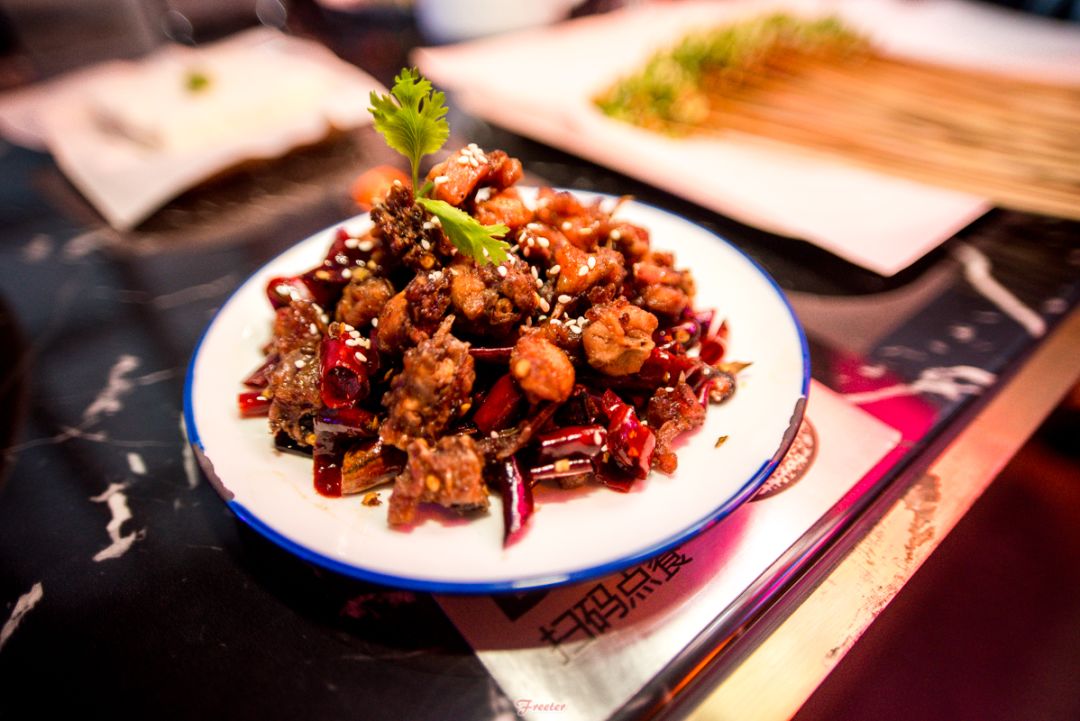 海口贰麻酒馆哪家好,贰麻酒馆是哪个网红开的