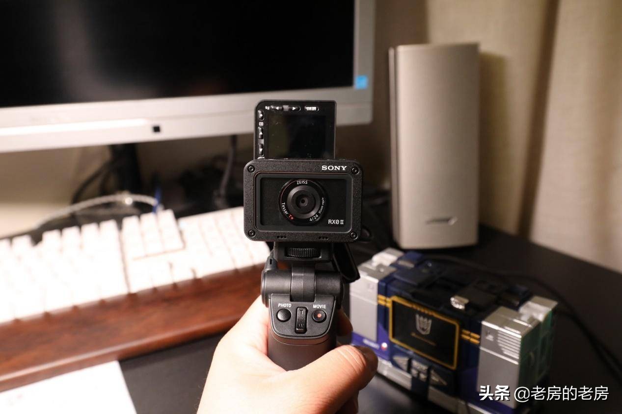 最贵是否最强？Vlog神机索尼RX0M2迷你黑卡体验