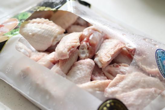 如何制作吃了不会胖的炸鸡,怎么炸鸡让鸡肉炸得脆