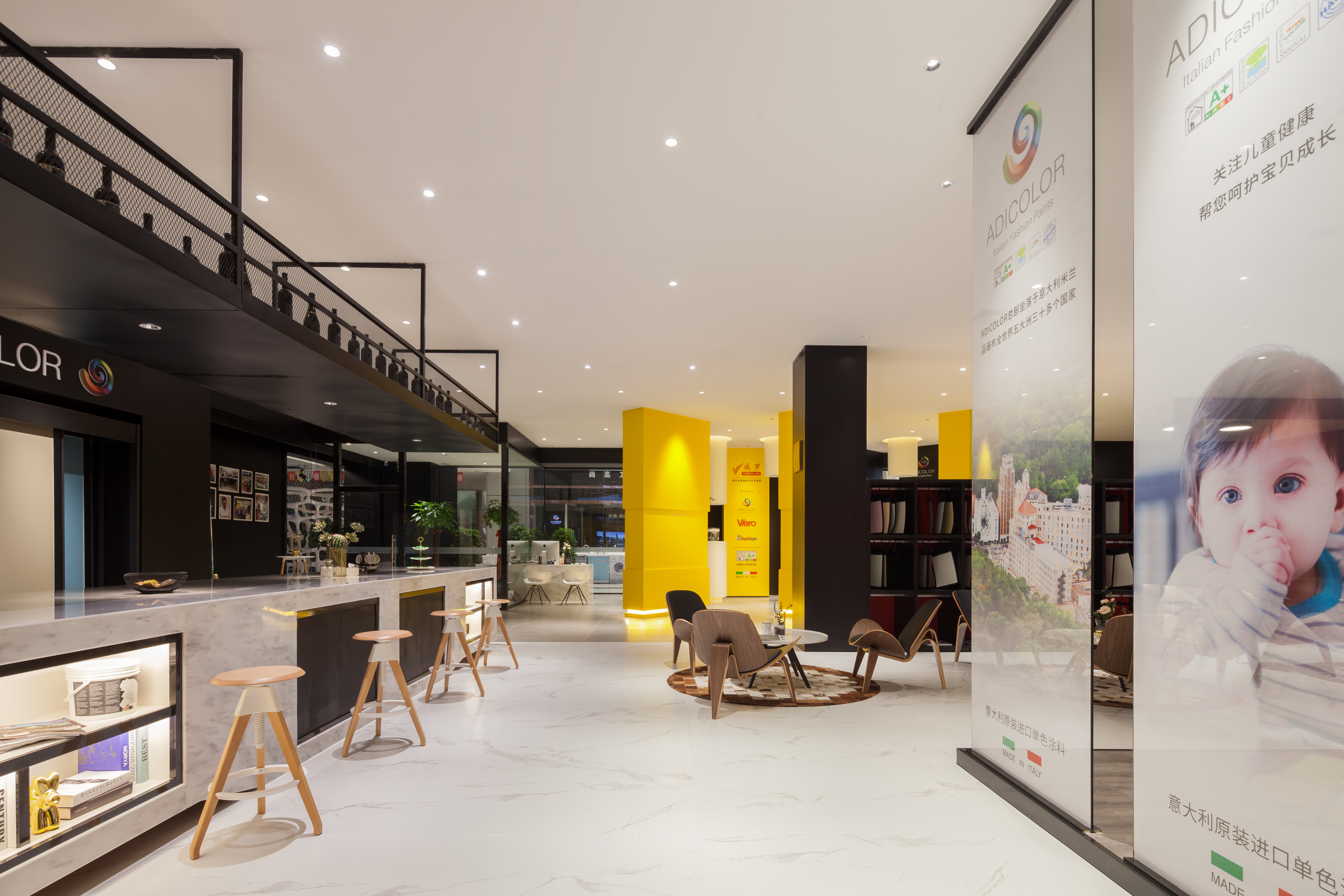 由伟壮设计高端研发中心,涂料店设计大师排名前十