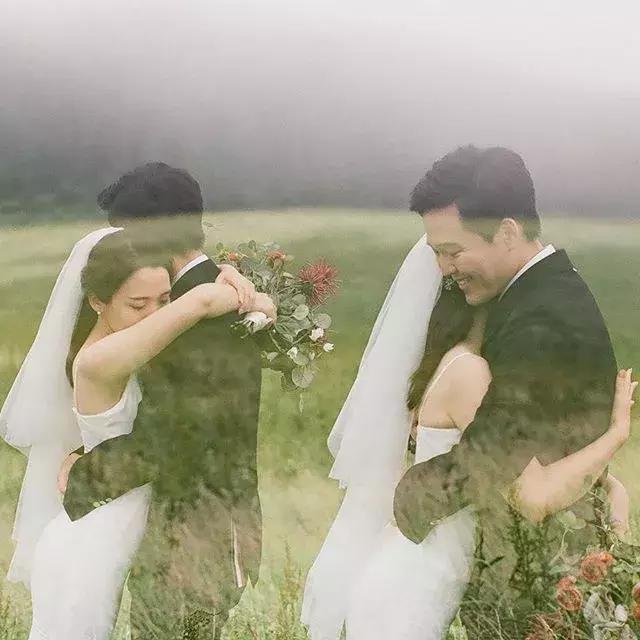 不拘泥形式的婚纱照,婚纱照小众风格这样拍也好看