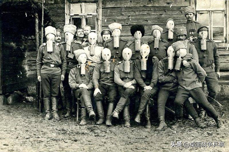 彩色炮弹射击:德国人打开的潘多拉魔盒,一战最恐怖的*器武**