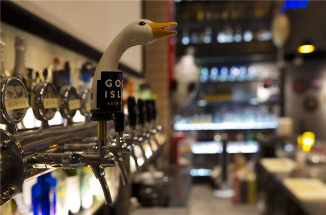 网红酒吧饮酒图片,网红酒吧打卡精酿小酒馆敬请期待