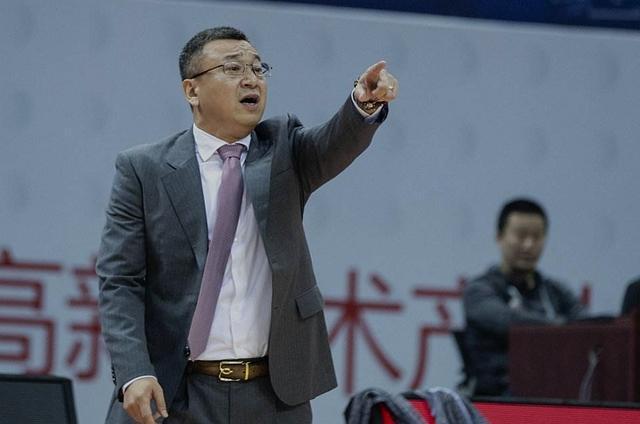 cba主教练暴怒骂球员,中国男篮主教练范斌