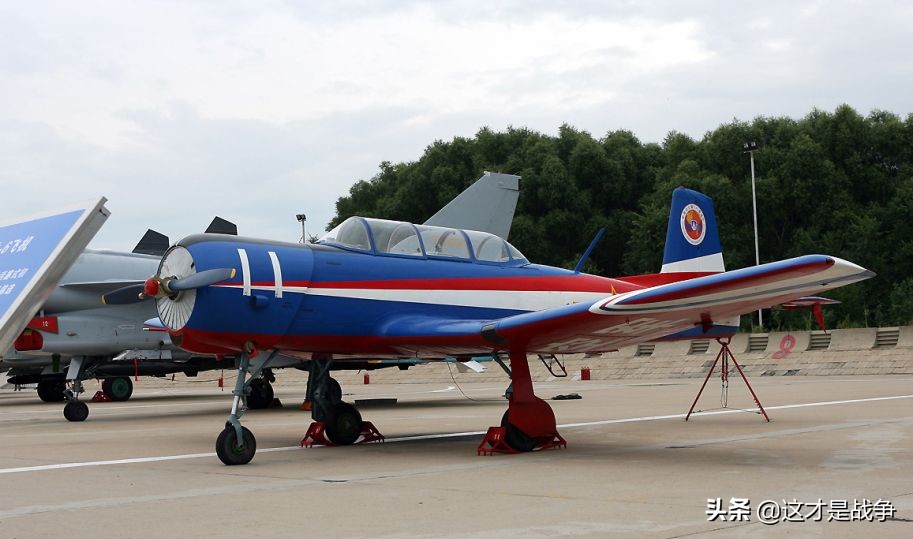 ta20涡桨教练机,ta-20飞机