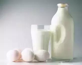 为何对进口牛奶比较放心,健康安全好喝牛奶推荐