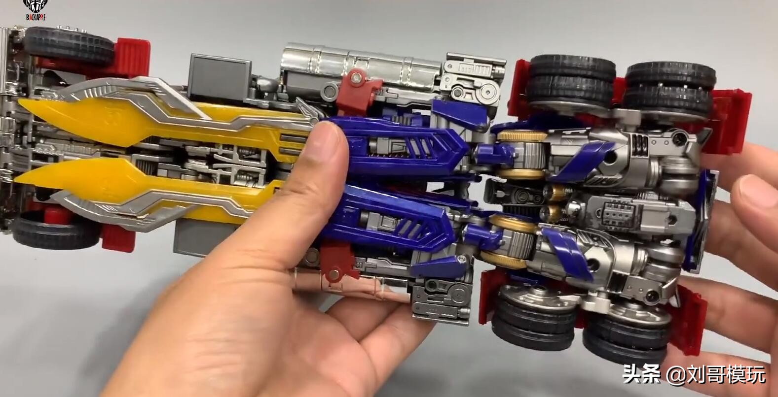 黑苹果mpm04擎天柱评测,黑苹果mpm04擎天柱变形过程