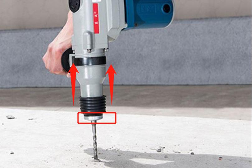 电钻怎么换钻头视频,电钻怎么换钻头示意图