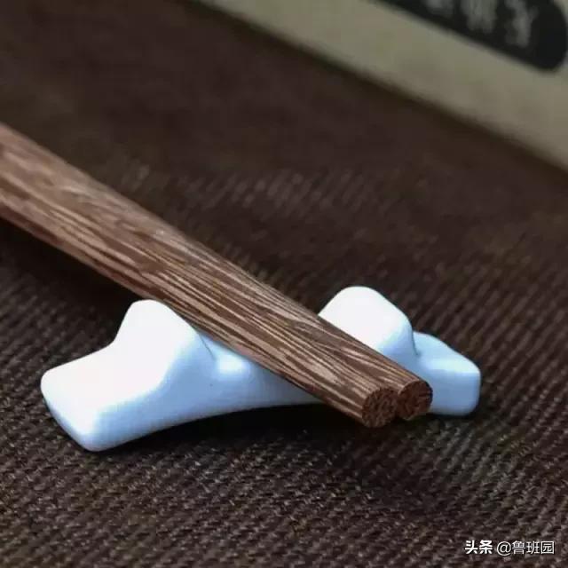 鸡翅木比较坚硬,鸡翅木轻奢