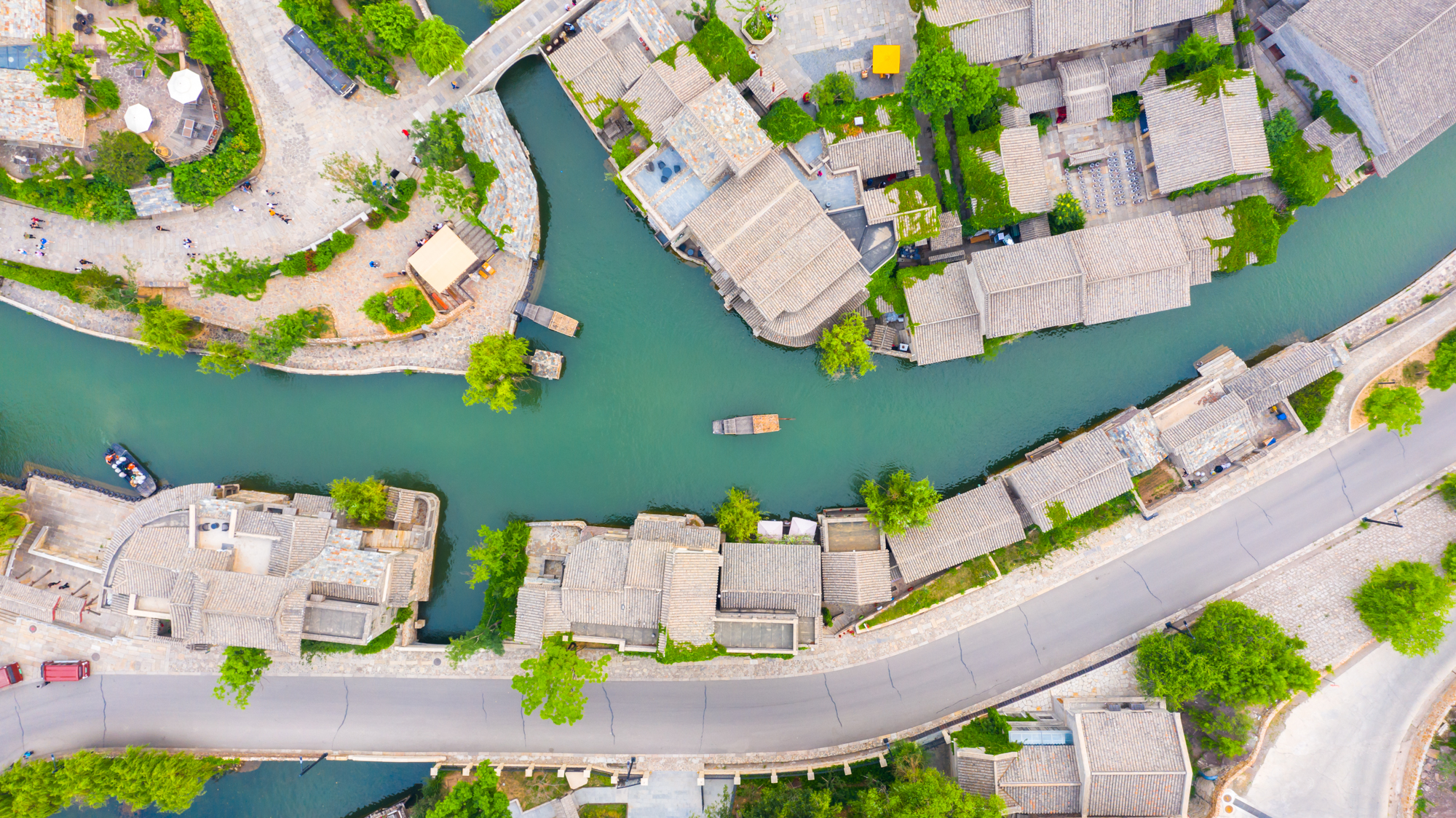 司马台长城的壮观雄奇+北方人的梦里水乡，都在这座京郊水镇了
