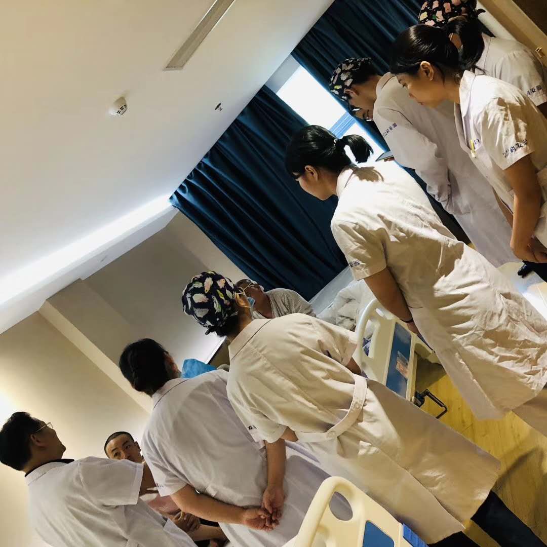 脂溢性脱发多吃什么食物好,脂溢性脱发吃什么食物比较好